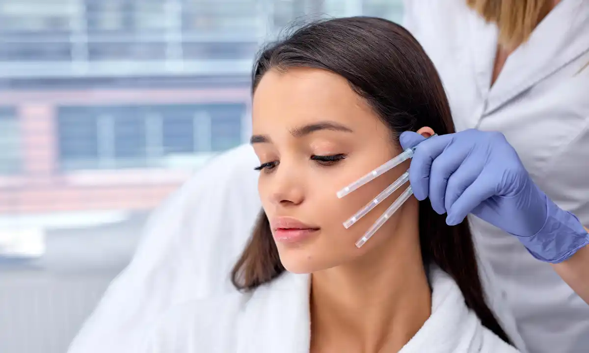 How PDO Threads Can Lift and Rejuvenate Your Jawline Naturally